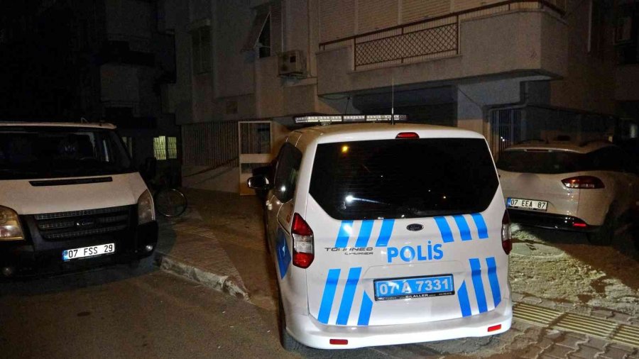 Yüzde 60 Engelli Adam, Evinde Çıplak Vaziyette Ölü Bulundu