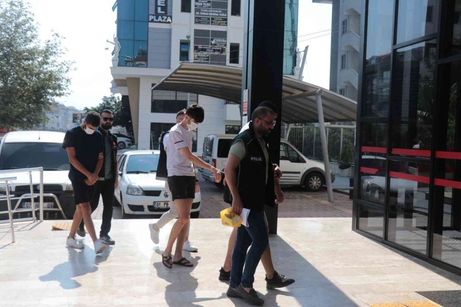 Alanya Narko Timler, 3 Bin 840 Uyuşturucu Hap Ele Geçirdi