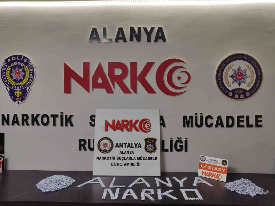 Alanya Narko Timler, 3 Bin 840 Uyuşturucu Hap Ele Geçirdi