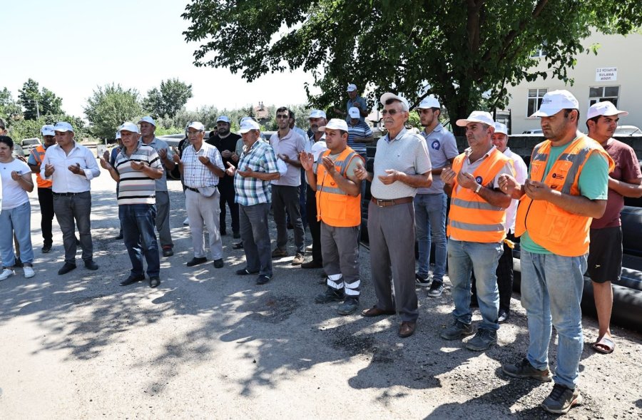 Döşemealtı Kovanlık’ta 3 Bin 100 Dekar Tarım Arazisi Suyla Buluşacak