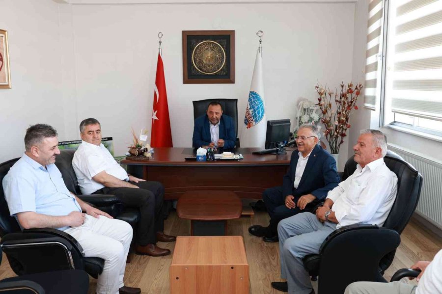 Büyükkılıç: “esnaf Dostu Bir Belediyeyiz”