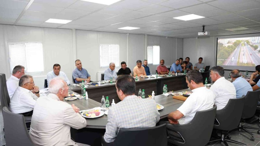 Büyükkılıç: "6.7 Kilometrelik Tramvay Hattımızın Son Anlarına Yaklaşmış Durumdayız"