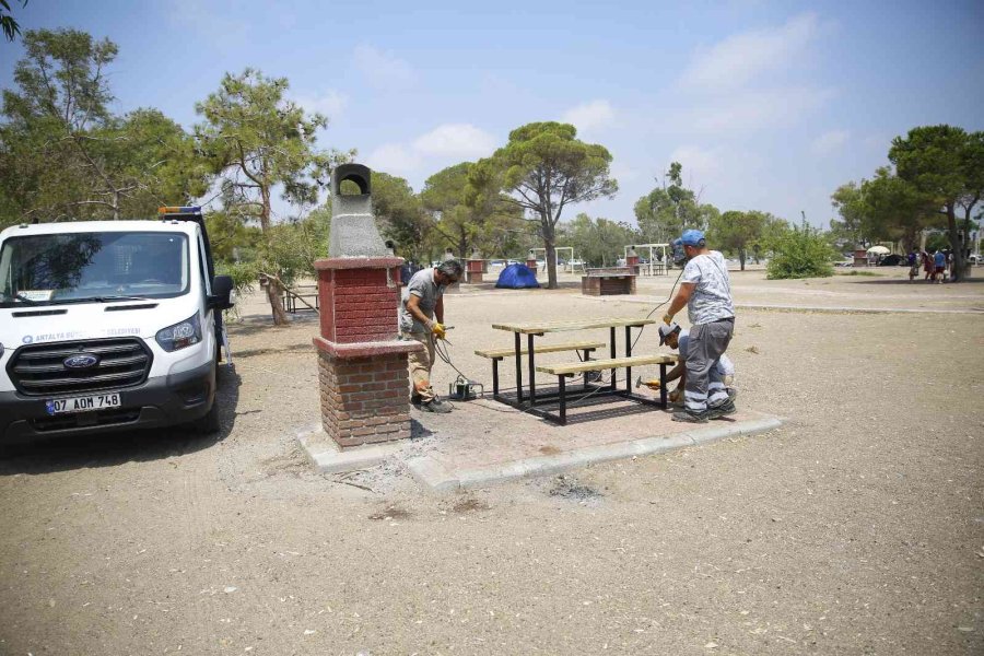 Antalya’da Yayla Yolları Ve Banklar Yenilendi