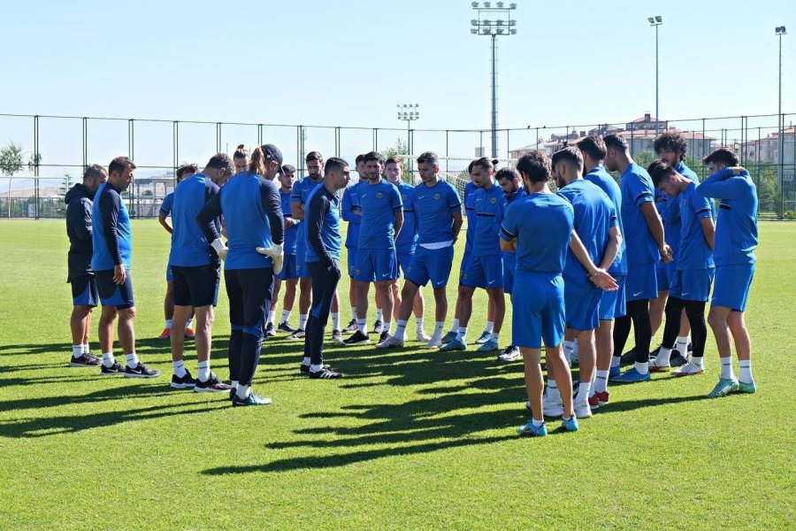 Tarsus İdman Yurdu Genel Sekreteri Duman: "iyi Bir Kamp Dönemi Geçiyoruz"