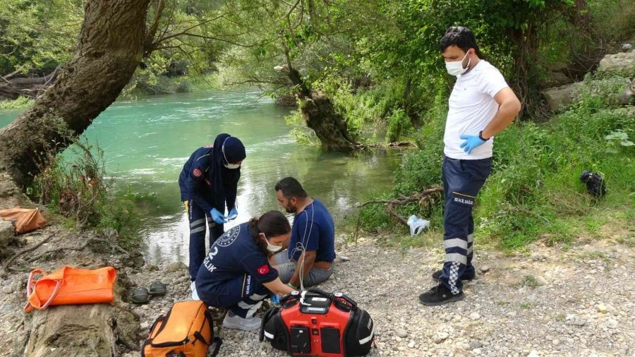 Balık Tutarken Kalp Krizi Geçirdi, Oltasını Toplamadan Hastaneye Gitmedi