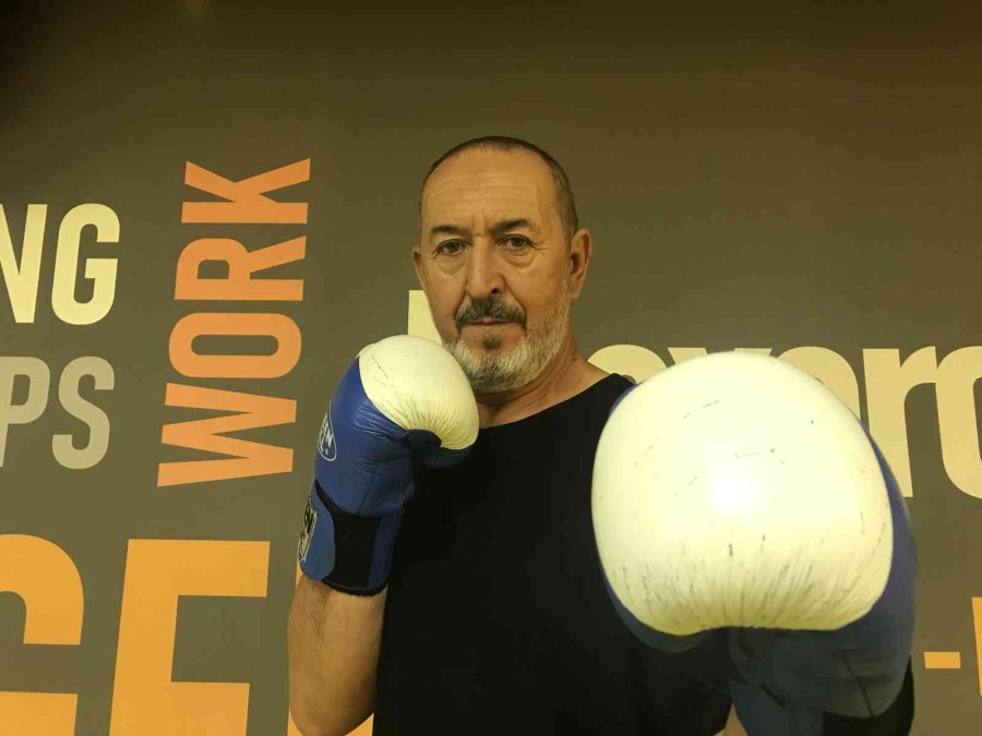 Sağlığını 50 Yıldır Yaptığı Boksa Borçlu