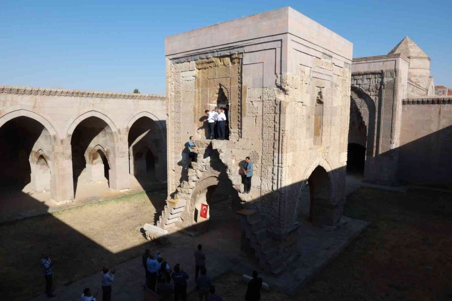 Başkan Büyükkılıç İle Vali Çiçek’ten Bünyan’a ’yeni Yatırım’ Müjdeleri
