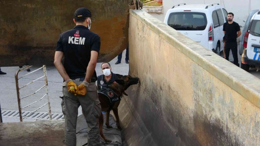 Mersin’de Bir Tırda 105 Kilo Eroin Ele Geçirildi