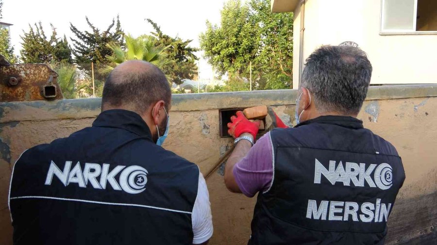 Mersin’de Bir Tırda 105 Kilo Eroin Ele Geçirildi