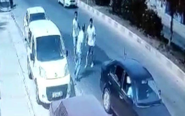 Trafikte Bıçaklı Saldırı Girişimi