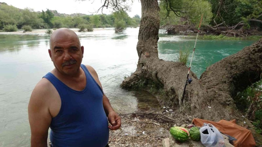 Balık Tutarken Kalp Krizi Geçirdi, Oltasını Toplamadan Hastaneye Gitmedi