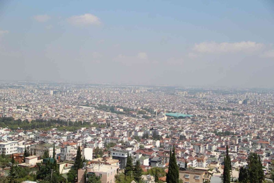 Antalya’da Yabancılar Kiralarını Ödemeden Gidiyor