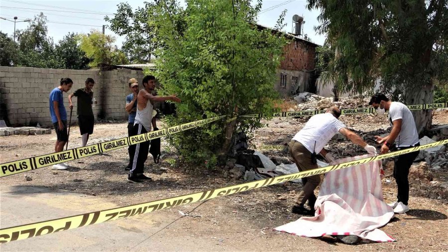 "kriz Geçiriyordu" Dediği Şahsın Sokak Ortasında Cesedini Buldu