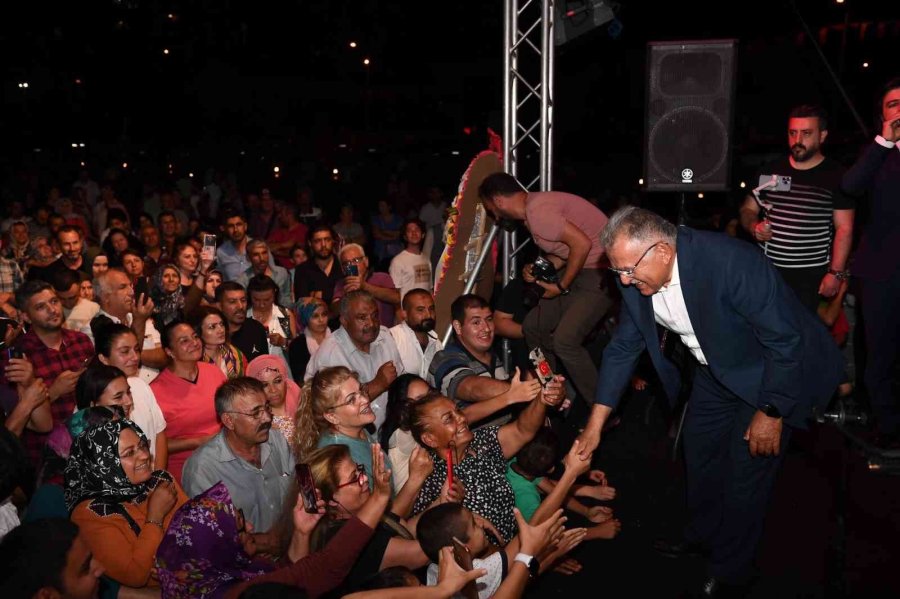 Başkan Büyükkılıç, Avşar Türkmenleri Şenliği’nde Avşarlarla Buluştu