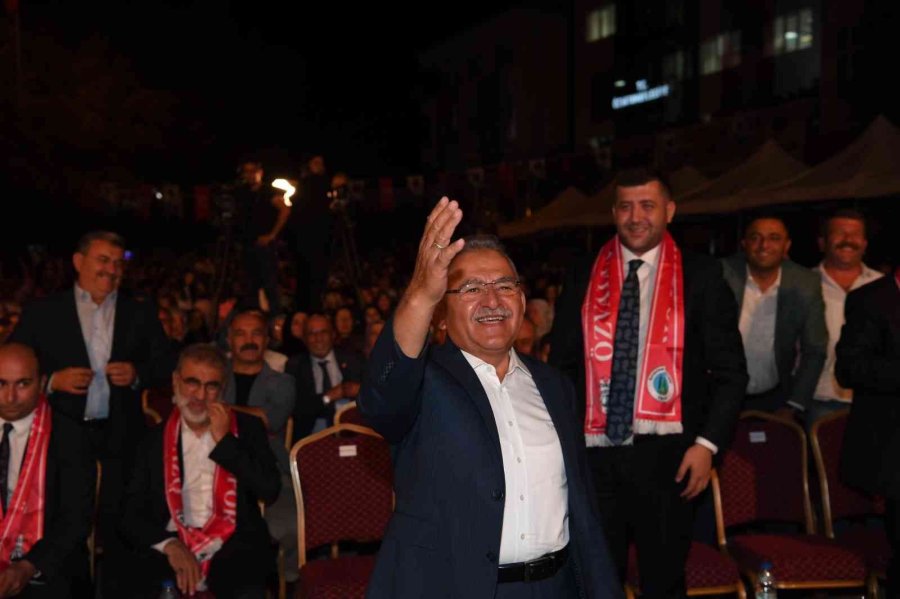 Büyükkılıç, Özvatan’da Festivale Katıldı, İlçeye Yeni Müjdeler Verdi