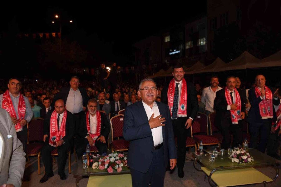 Büyükkılıç, Özvatan’da Festivale Katıldı, İlçeye Yeni Müjdeler Verdi