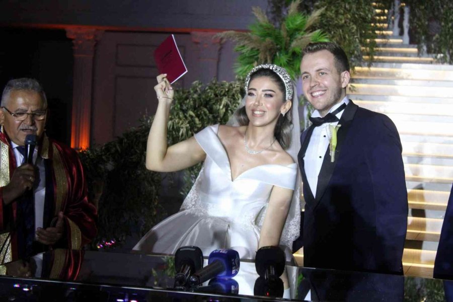 Saçmacı Ve Cengiz Ailelerinin Mutlu Günü