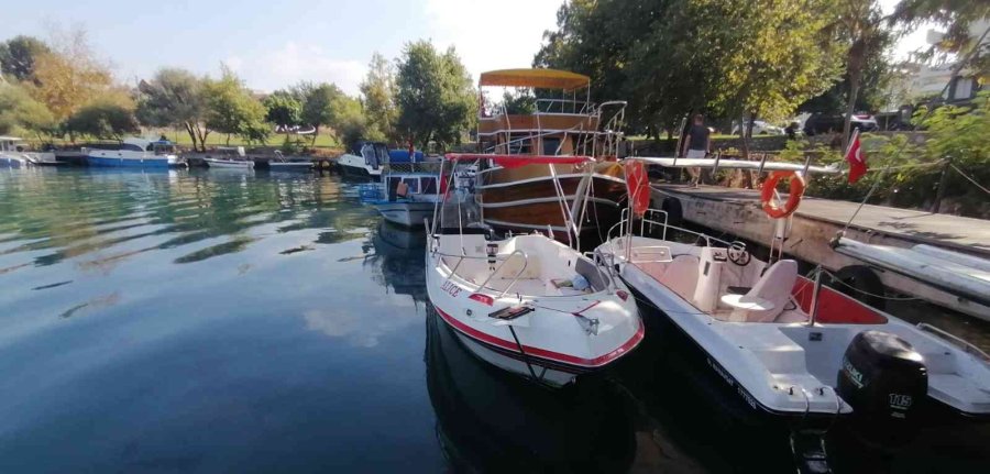 Manavgat Irmağı’nda Tepki Çeken Görüntü