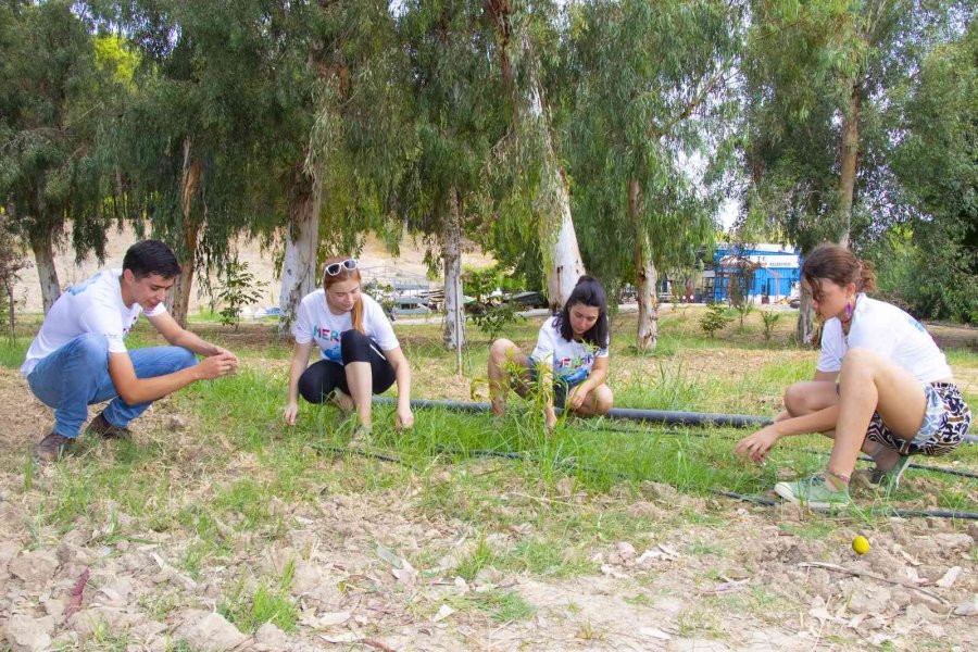 Tarsus Gençlik Kampı Yabancı Öğrencileri Misafir Etti