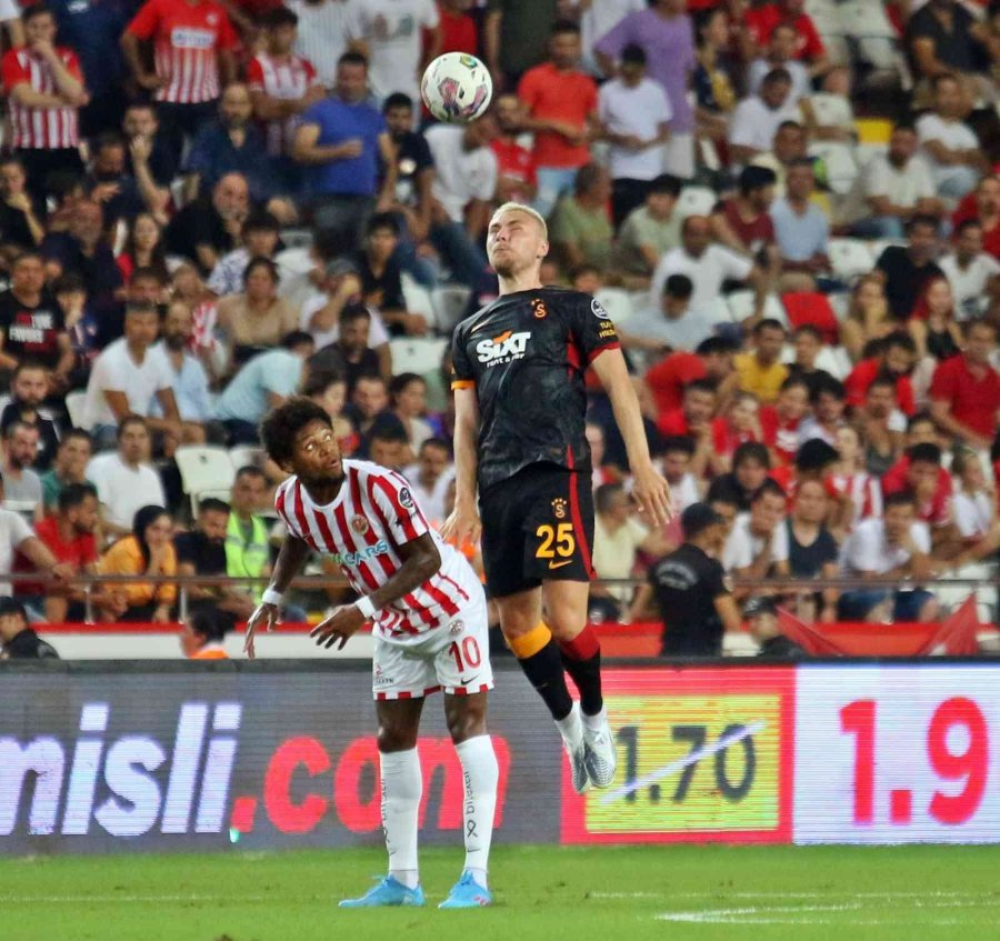 Spor Toto Süper Lig: Ft Antalyaspor: 0 - Galatasaray: 0 (ilk Yarı)
