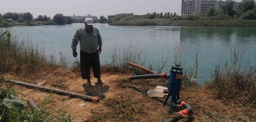 Manavgat’ta Çiftçinin, Hem Su Motorunu Hem Ürününü Çaldılar