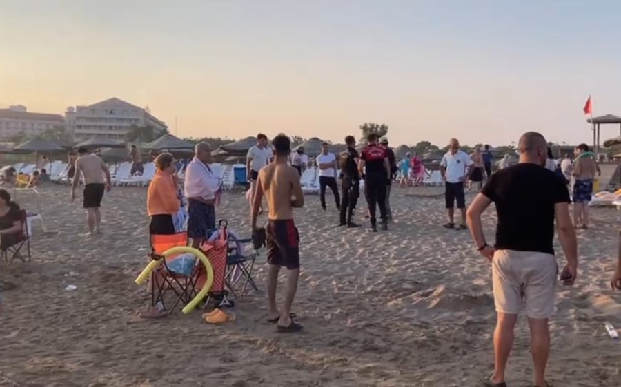 Sahilde Kaybolan Çocuk 3 Saat Sonra Bulundu