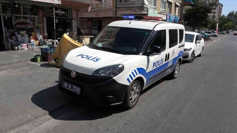 3. Kattan Düşen Çocuk Ağır Yaralandı