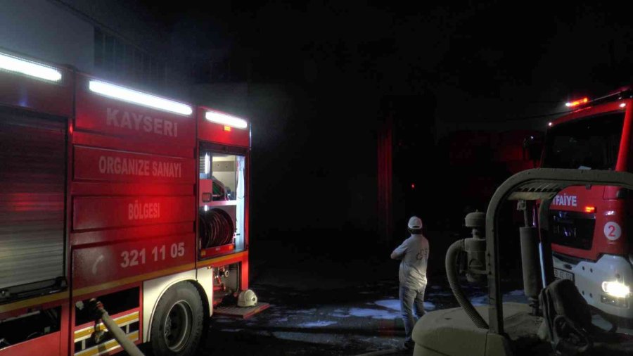 Kayseri’de Fabrika Yangını