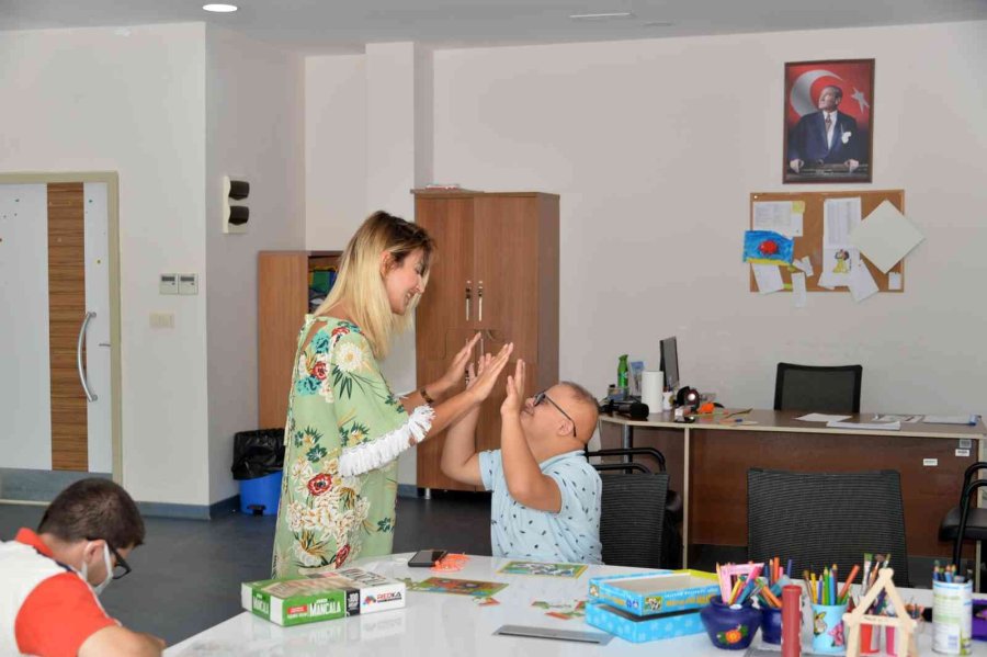 Özel Çocuklar Mola Evi’nde Keyifli Vakit Geçiriyor