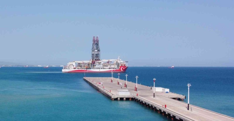 Abdulhamid Han Sondaj Gemisi Limandan Ayrıldı