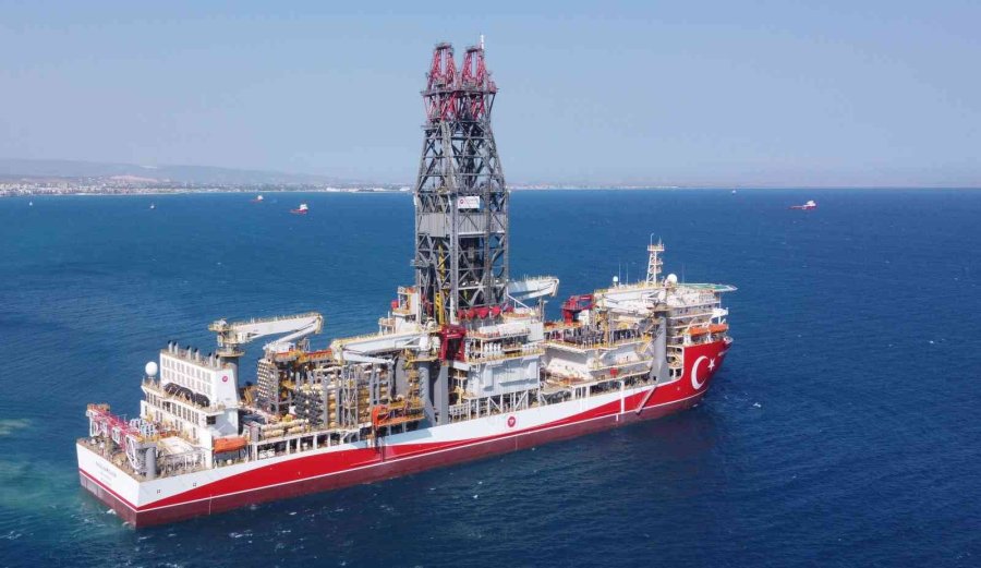 Abdulhamid Han Sondaj Gemisi Limandan Ayrıldı