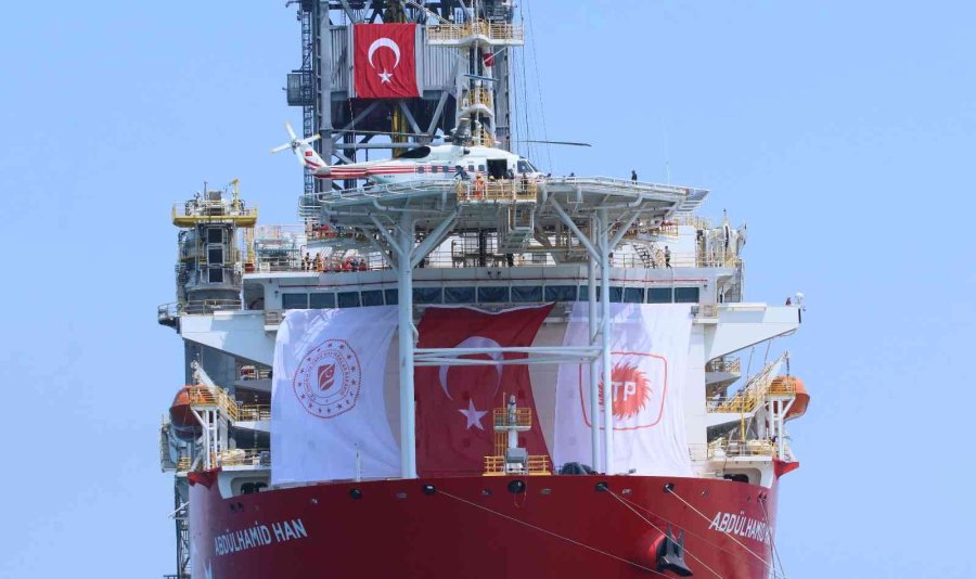 Cumhurbaşkanı Erdoğan Geldi, Abdülhamid Han Gemisi Yolcu Ediliyor