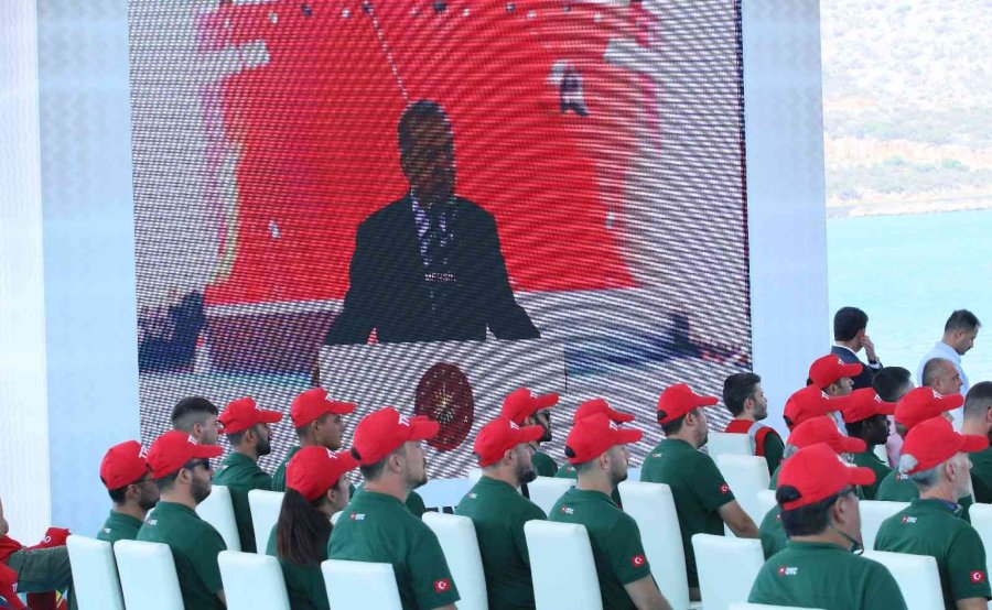 ’abdulhamid Han’ Cumhurbaşkanı Erdoğan’ın Katıldığı Törenle Akdeniz’e Uğurlandı