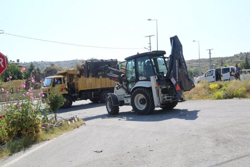 Melikgazi Belediyesi Toplu Temizlik Çalışmalarına Devam Ediyor