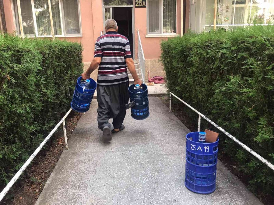 Vatandaşın Su Parasına Da Göz Diktiler