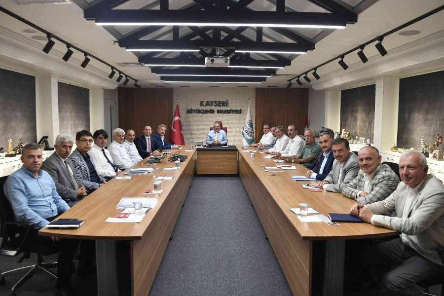 Büyükkılıç’tan Başkanlarla Kayserigaz Zirvesi