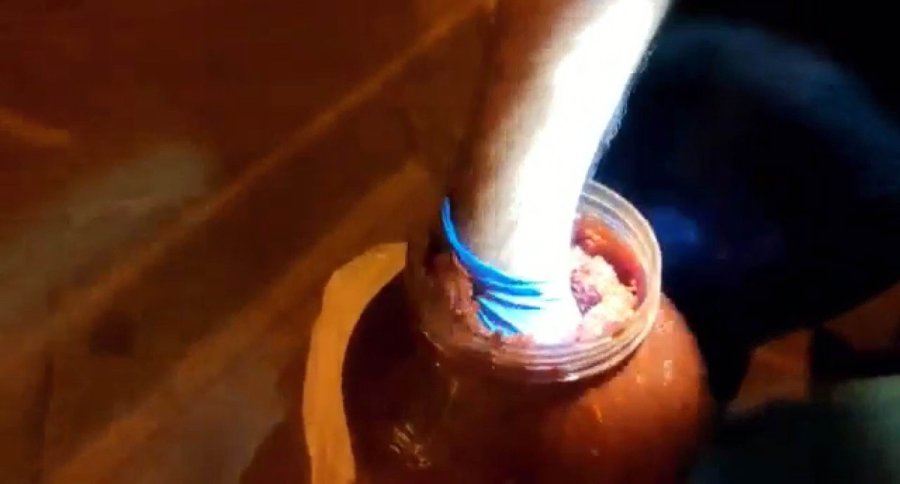 Bidonun İçindeki Salça İçine Zulalanmış Uyuşturucu Madde Bulundu