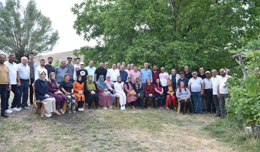 Başkan Tütüncü’den Kozağacı Köyüne “gezici Sağlık Merkezi” Müjdesi