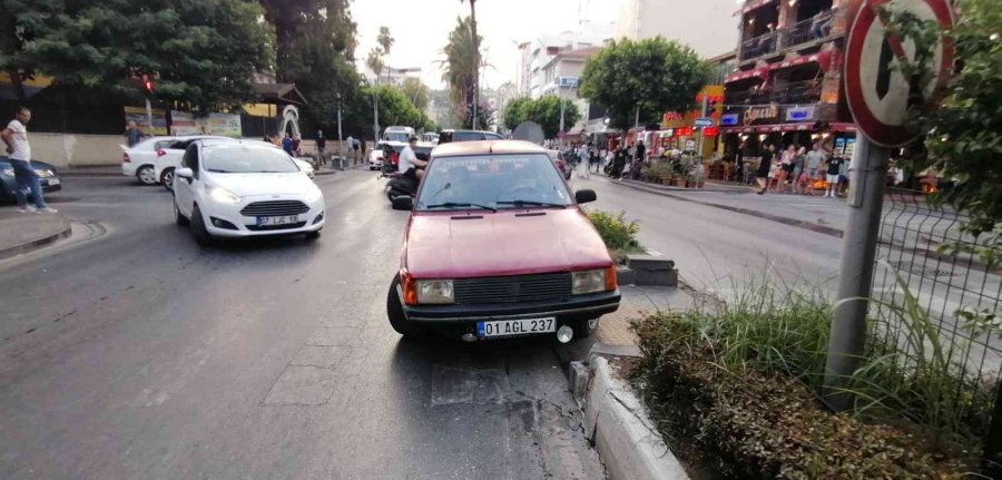 283 Promil Alkollü Sürücünün Ehliyetinin Olmadığı Ve Arandığı Ortaya Çıktı