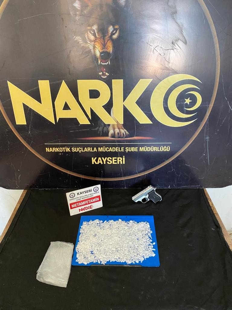 Kayseri’de Uyuşturucu Tacirlerine Darbe