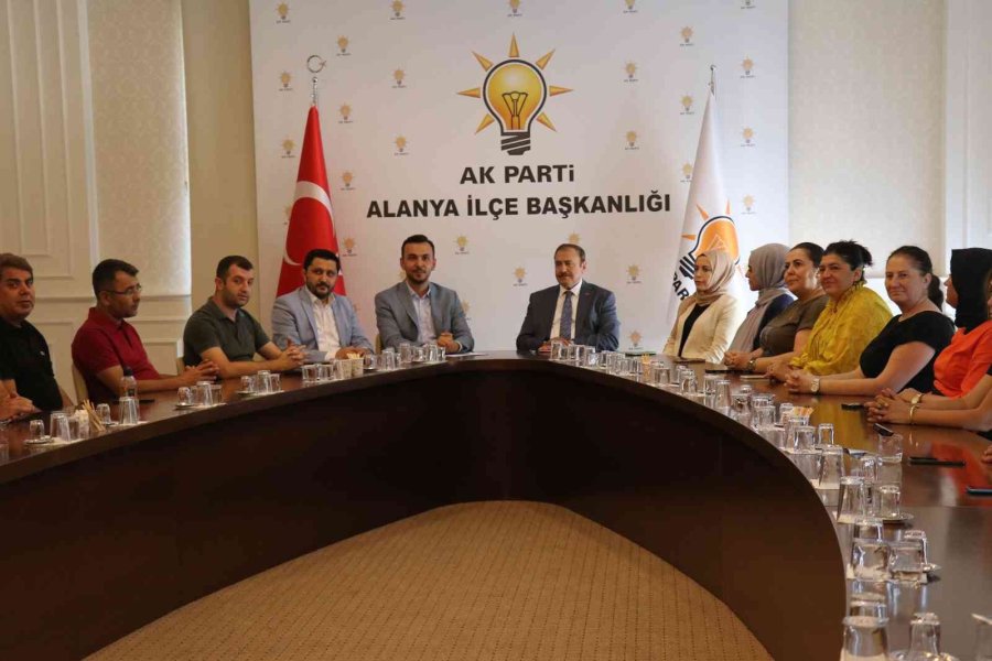 Veysel Eroğlu: “bakanlığımda 500 Bin Dekar Araziyi Sulamaya Açtık”