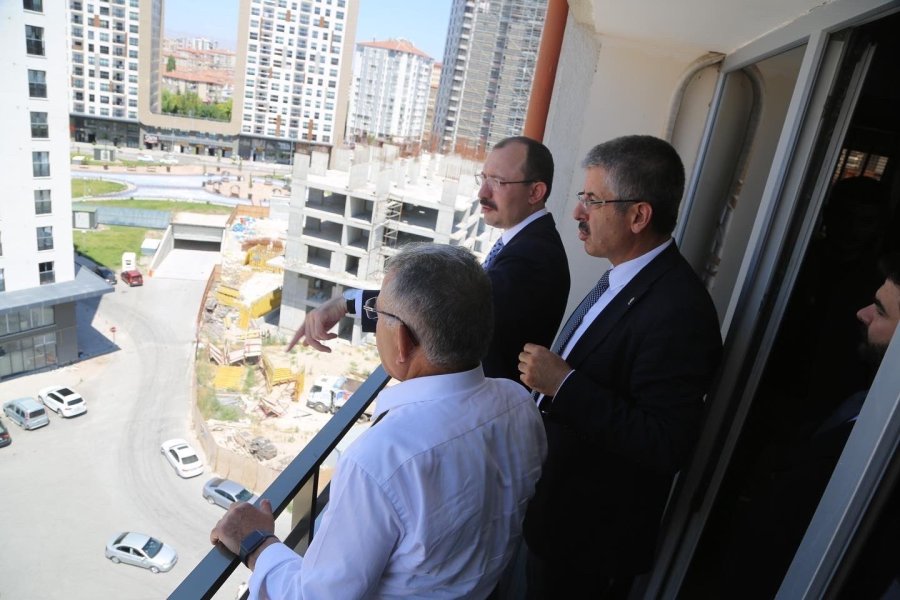 Başkan Büyükkılıç, Bakan Muş’a Sahabiye Projesi’ni Anlattı