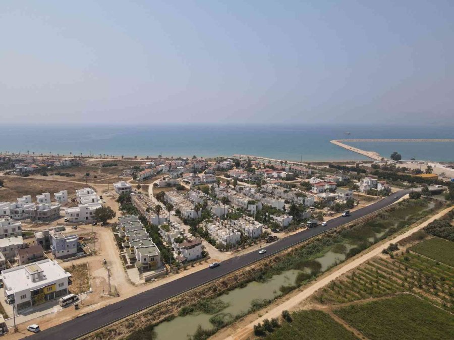 Silifke’de Yol Çalışmaları Sürüyor