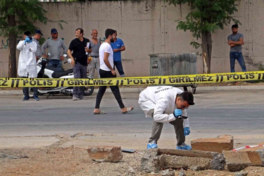 Yer Altı Şebeke Hattına Giren Hırsızlık Şüphelisinin Feci Sonu