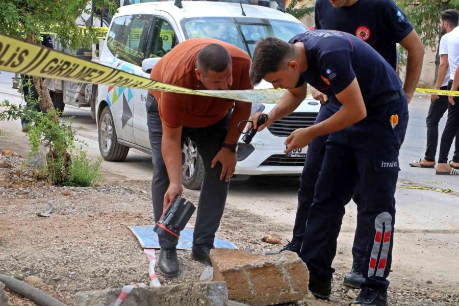 Yer Altı Şebeke Hattına Giren Hırsızlık Şüphelisinin Feci Sonu