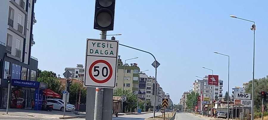 Kumluca’da ’yeşil Dalga’ İle Trafik Rahatlayacak