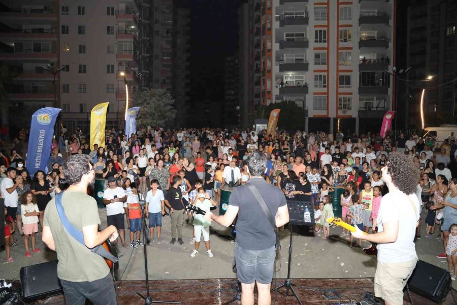 Tece Sahillerinde Yaz Konseri Coşkusu