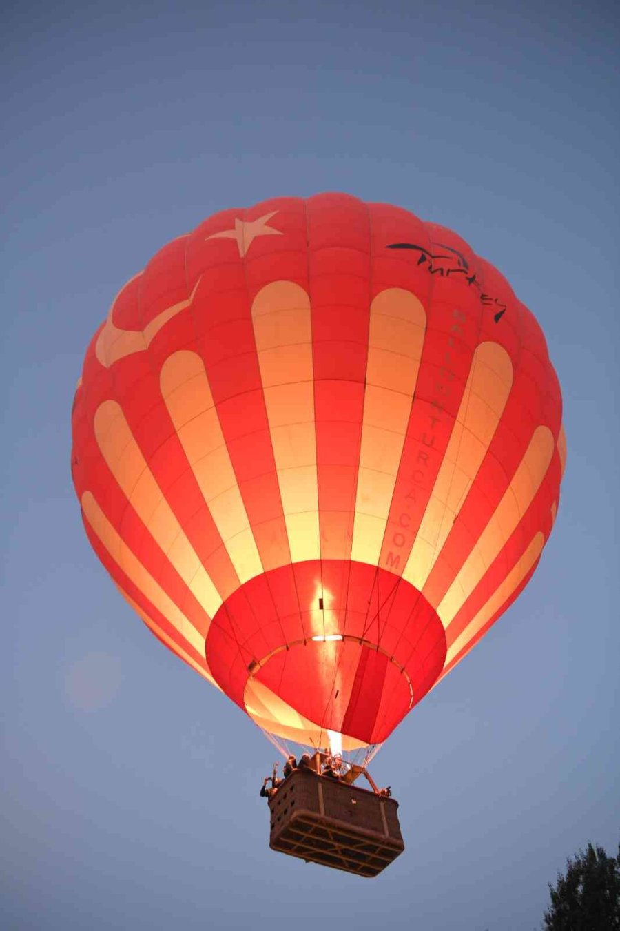 Kapadokya’nın Giriş Kapısı Soğanlı’da Balon Uçuşları Başladı