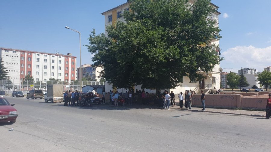 Kayseri’de Pompalı Tüfekle Vurulan Şahıs Ağır Yaralandı