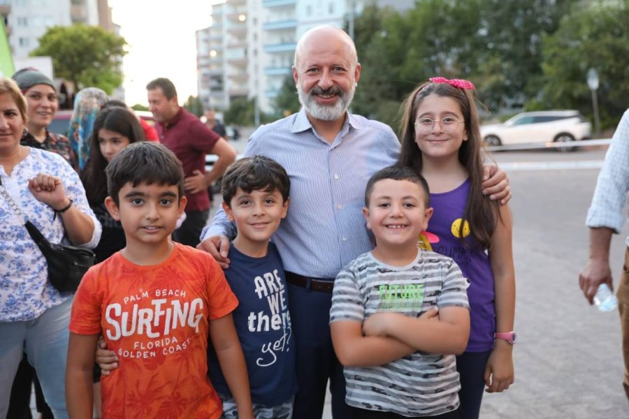 Kocasinan’lı Çocuklar, Başkan Çolakbayrakdar İle Şenlendi